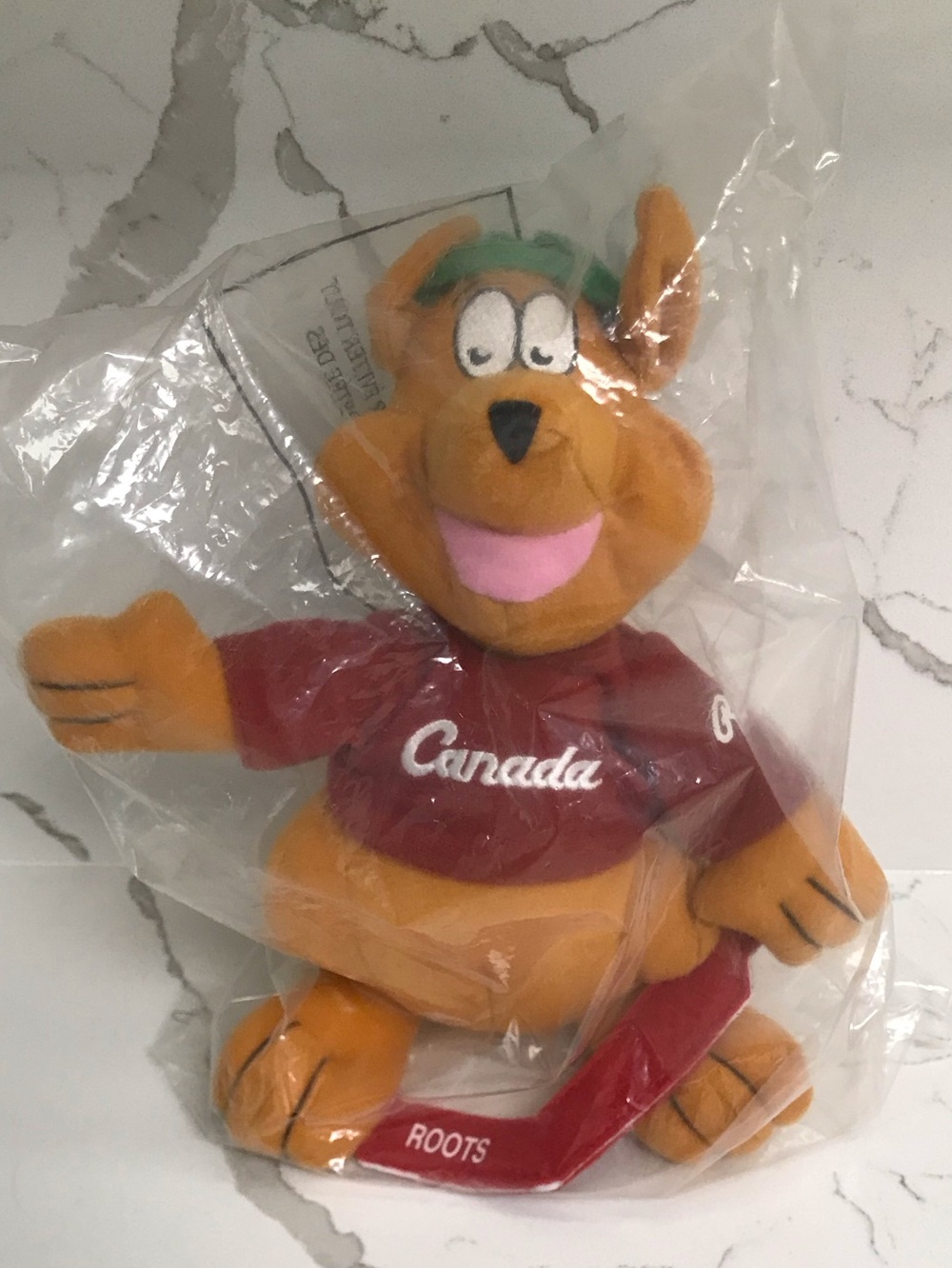 Roots 2001 Olympic Canada Dunkaroos Plush Promo Toy “Dunk” Kangaroo NWT